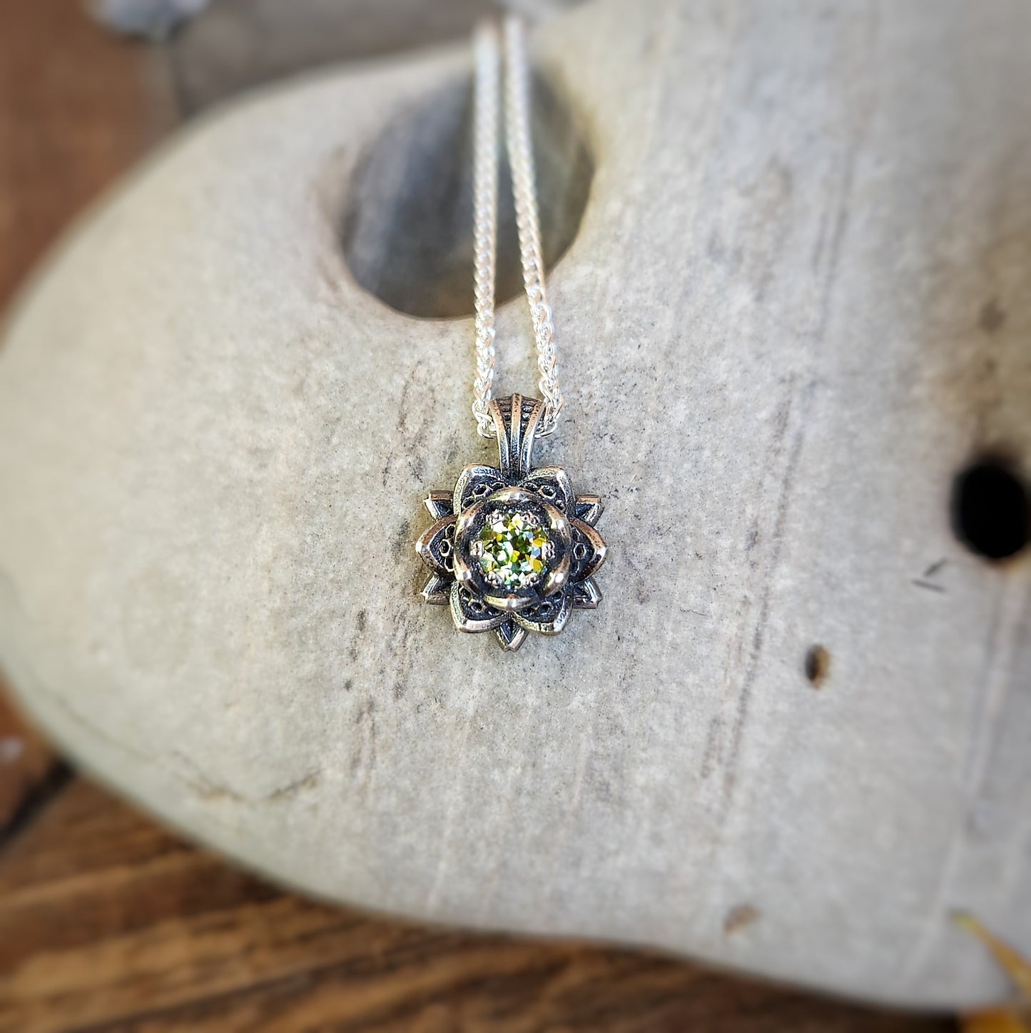 Mini Lotus Pendant in Silver