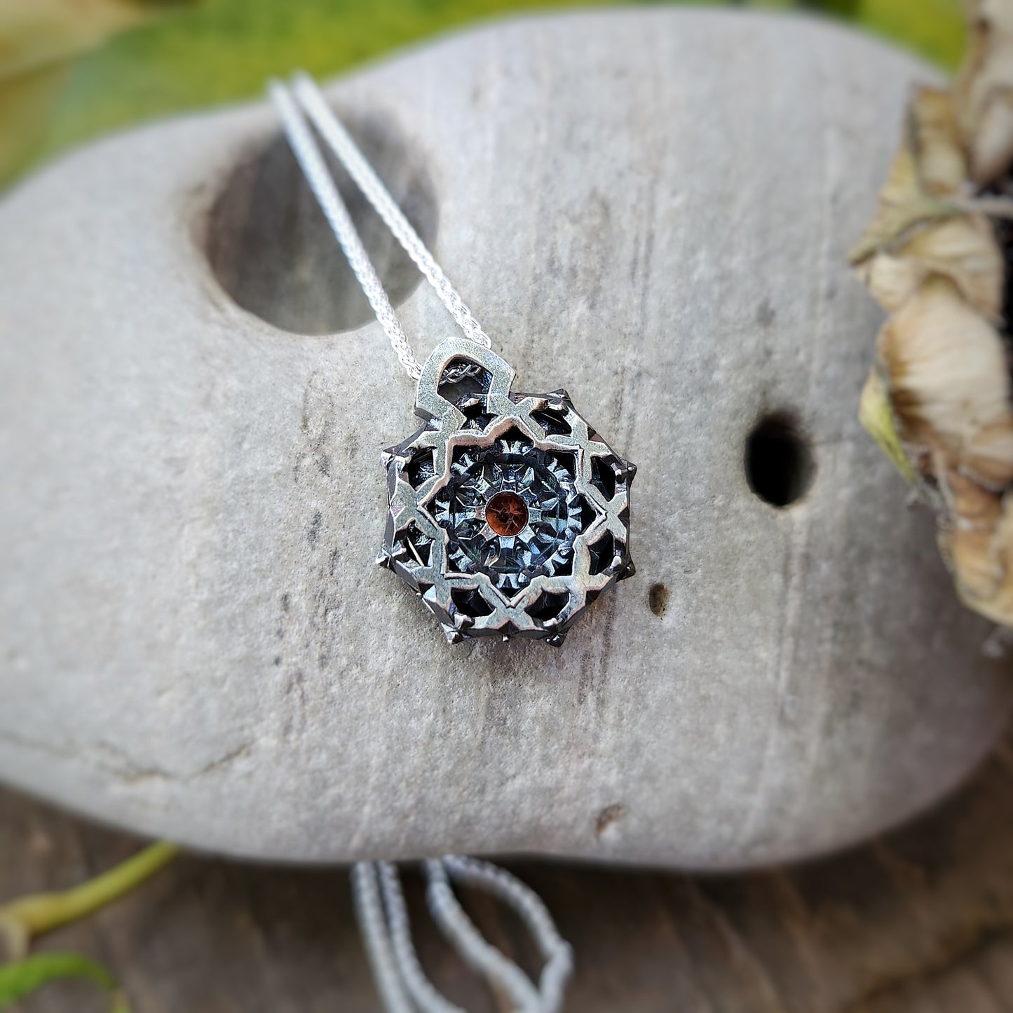 Geo Pendant in Silver