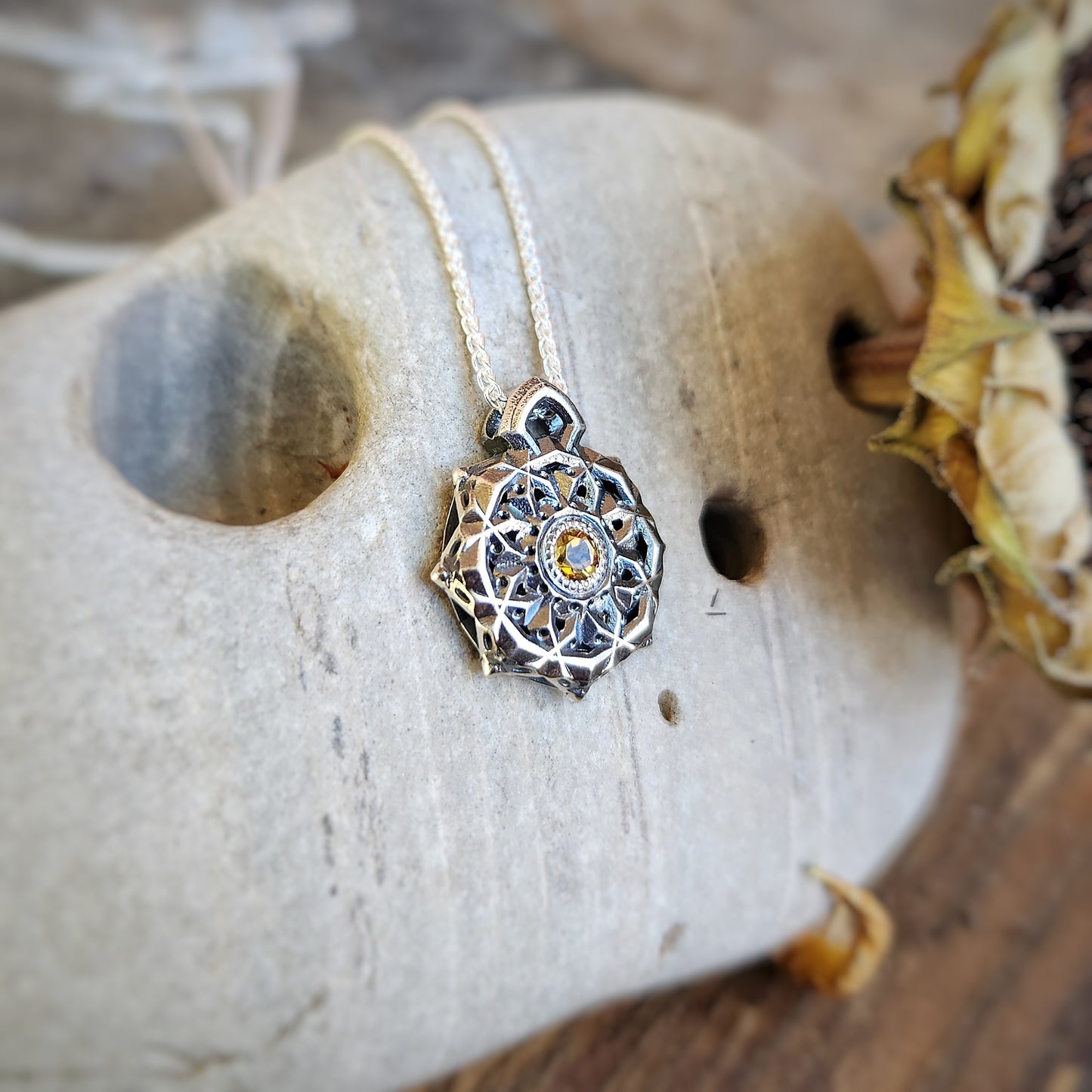Geo Pendant in Silver