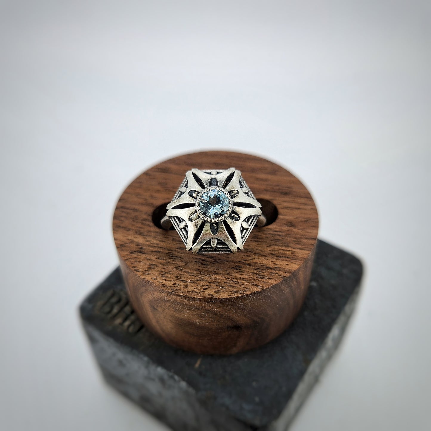 Star Spinner Ring