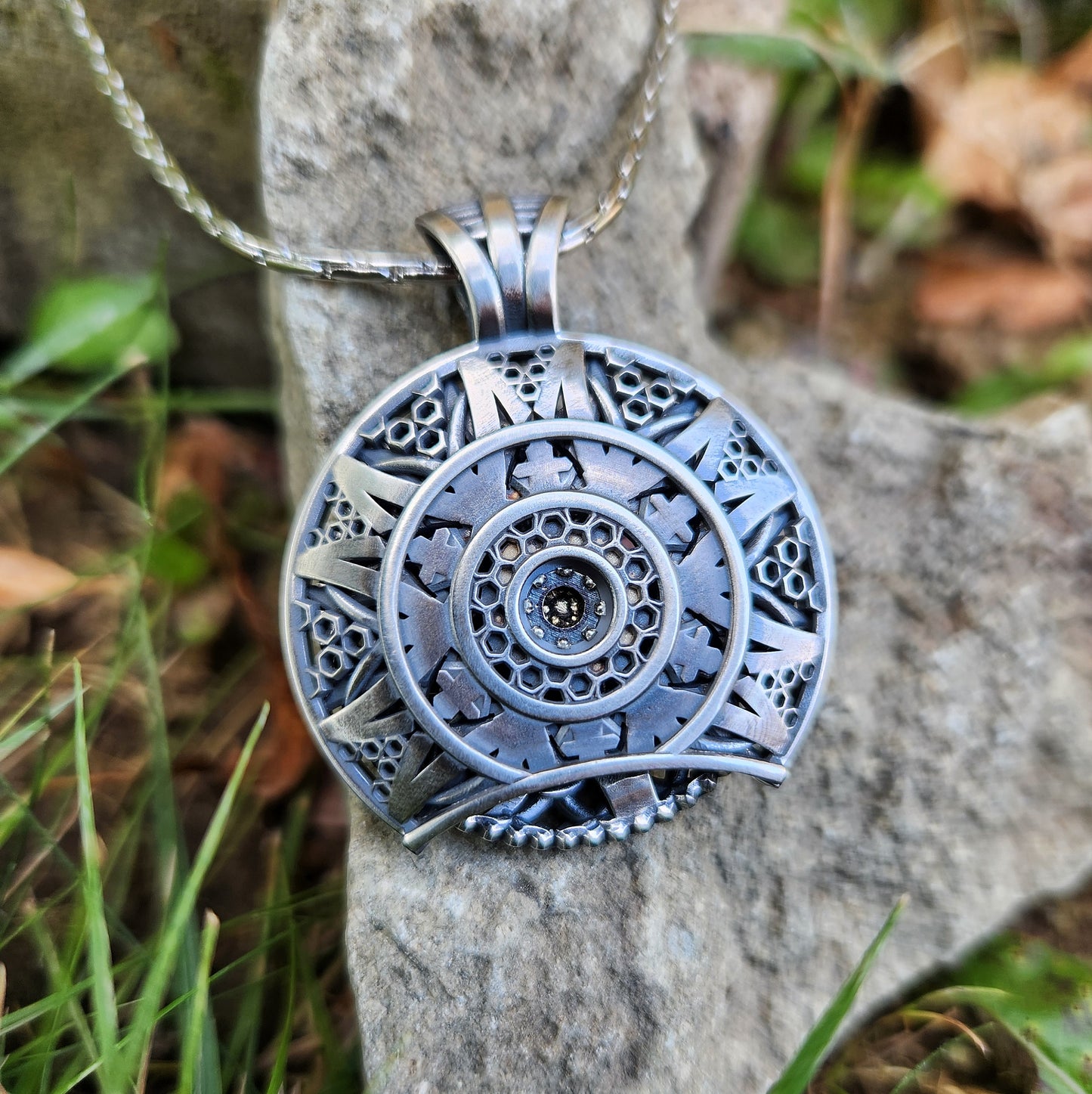 'Nameme' Kinetic Pendant