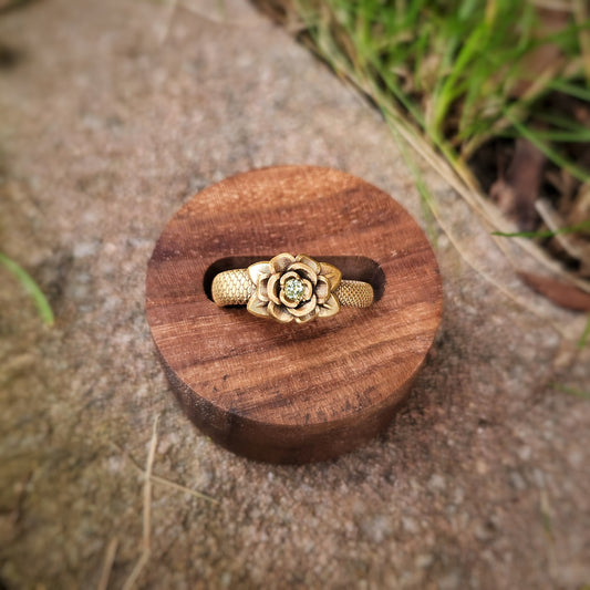 Floral Scale Ring - Size 7