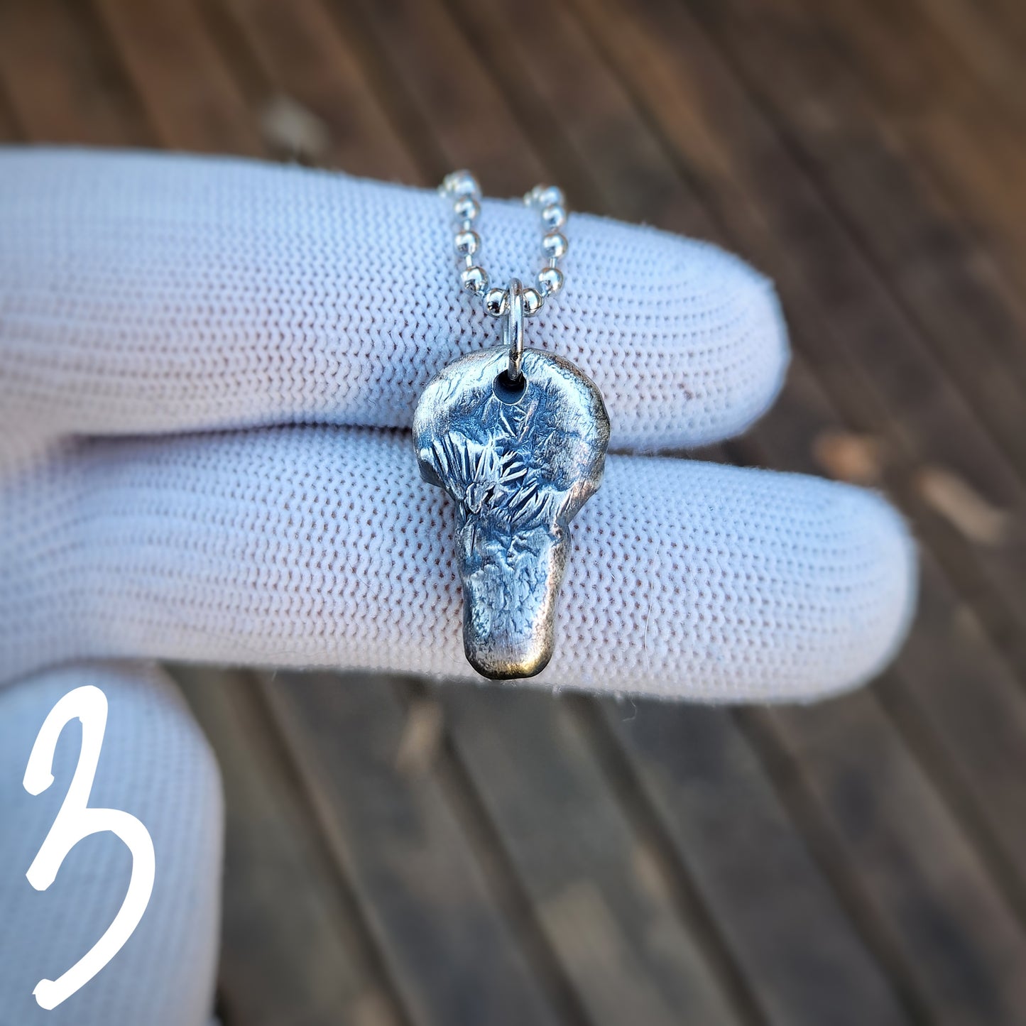 'Wraithbone' Molten Skull Pendants