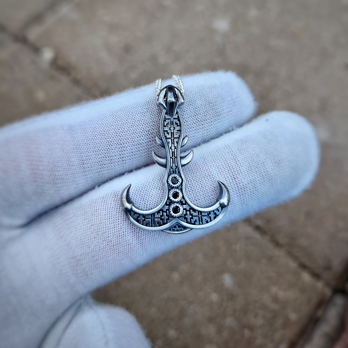 'The Depthcaller' Pendant