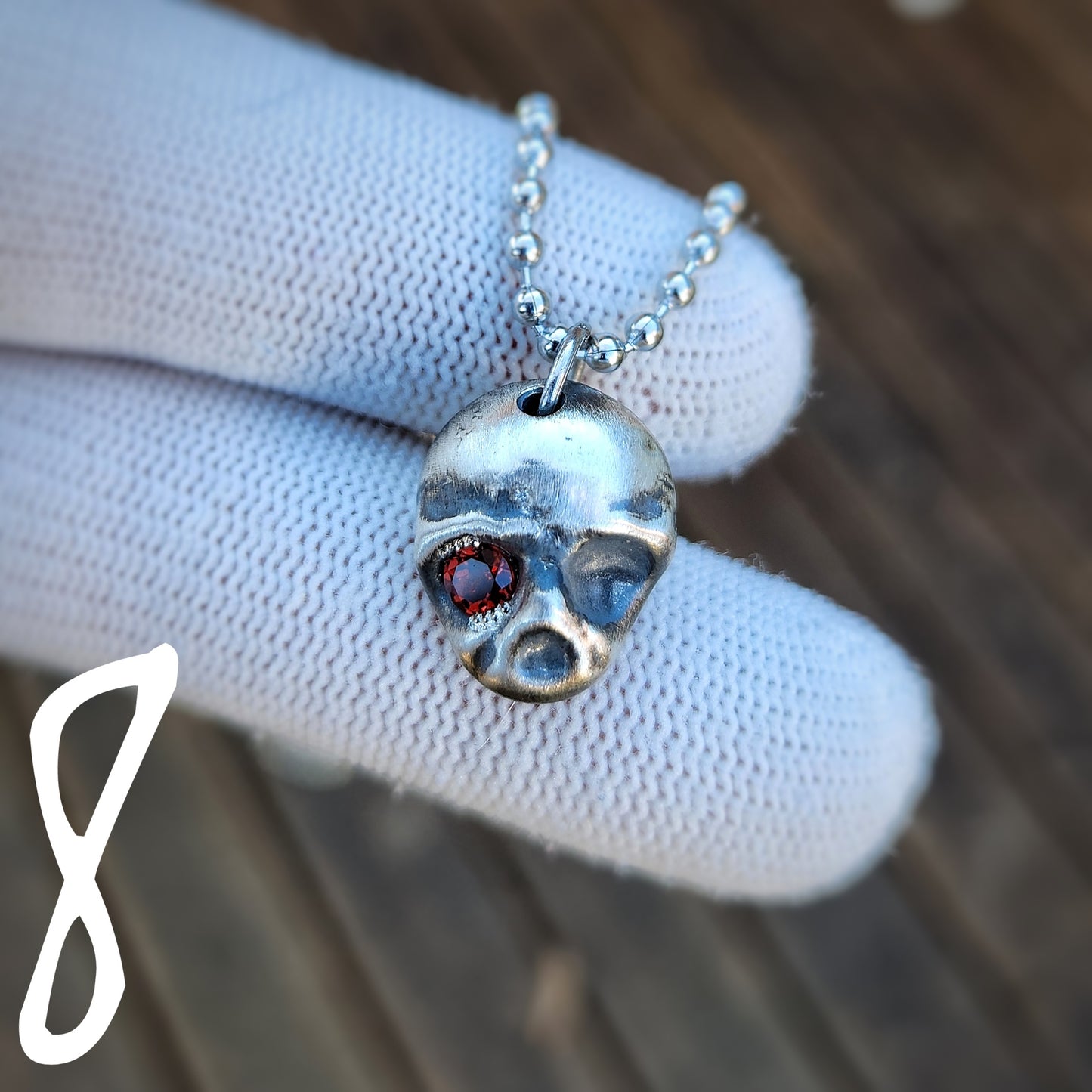 'Wraithbone' Molten Skull Pendants