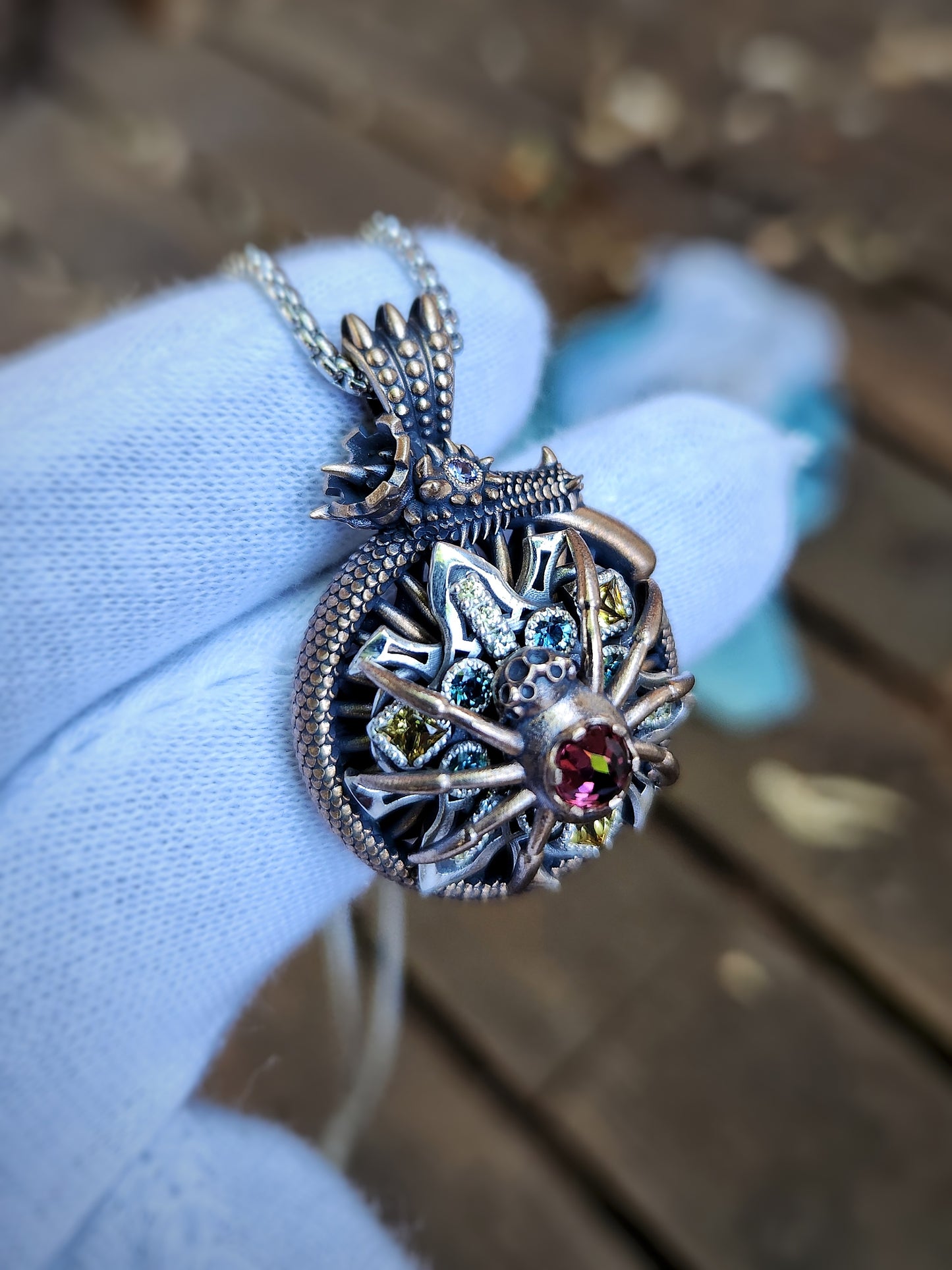 'Ouro-Aranea' Kinetic Pendant (mixed metal)