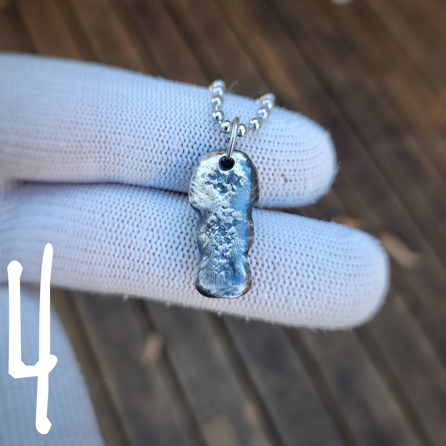 'Wraithbone' Molten Skull Pendants