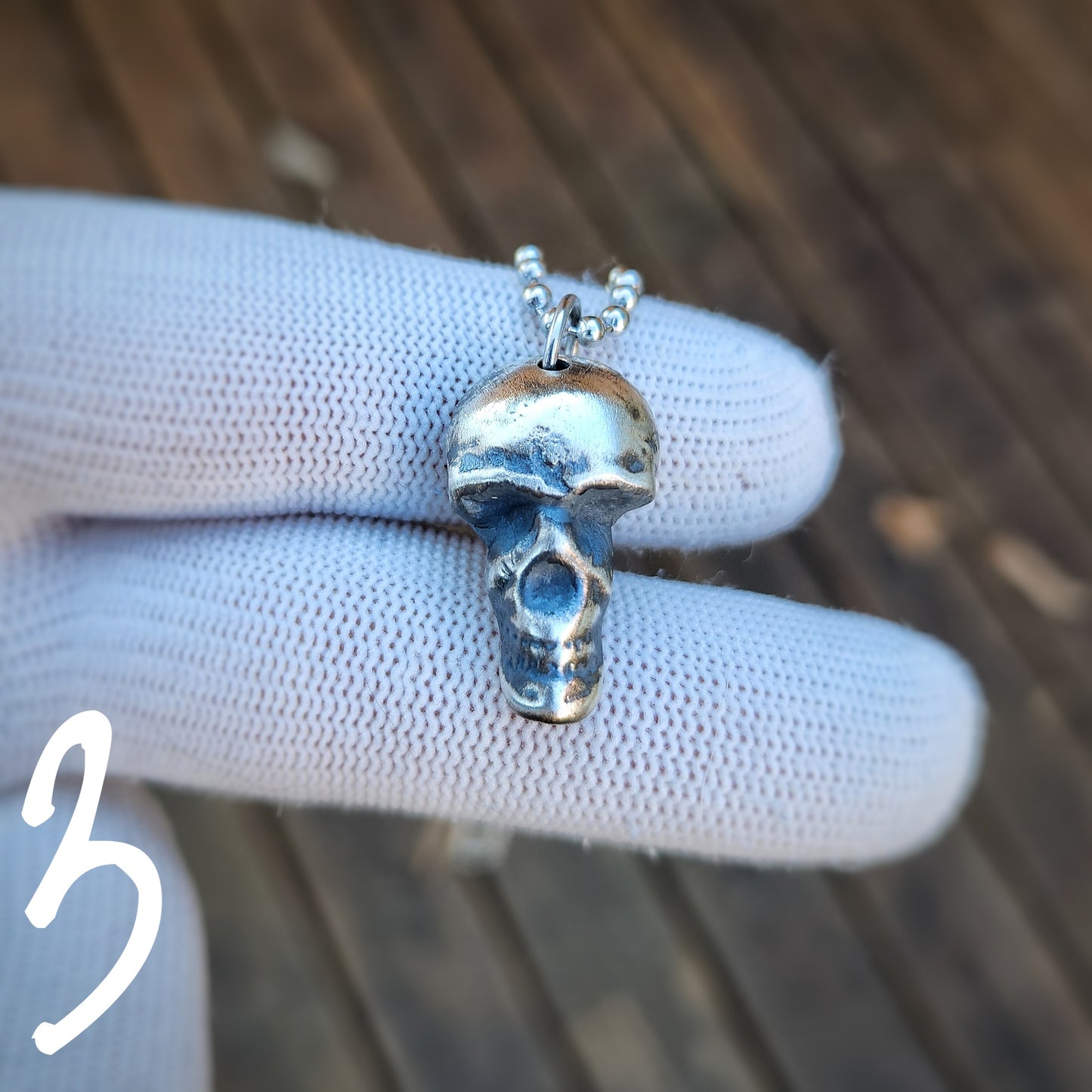 'Wraithbone' Molten Skull Pendants