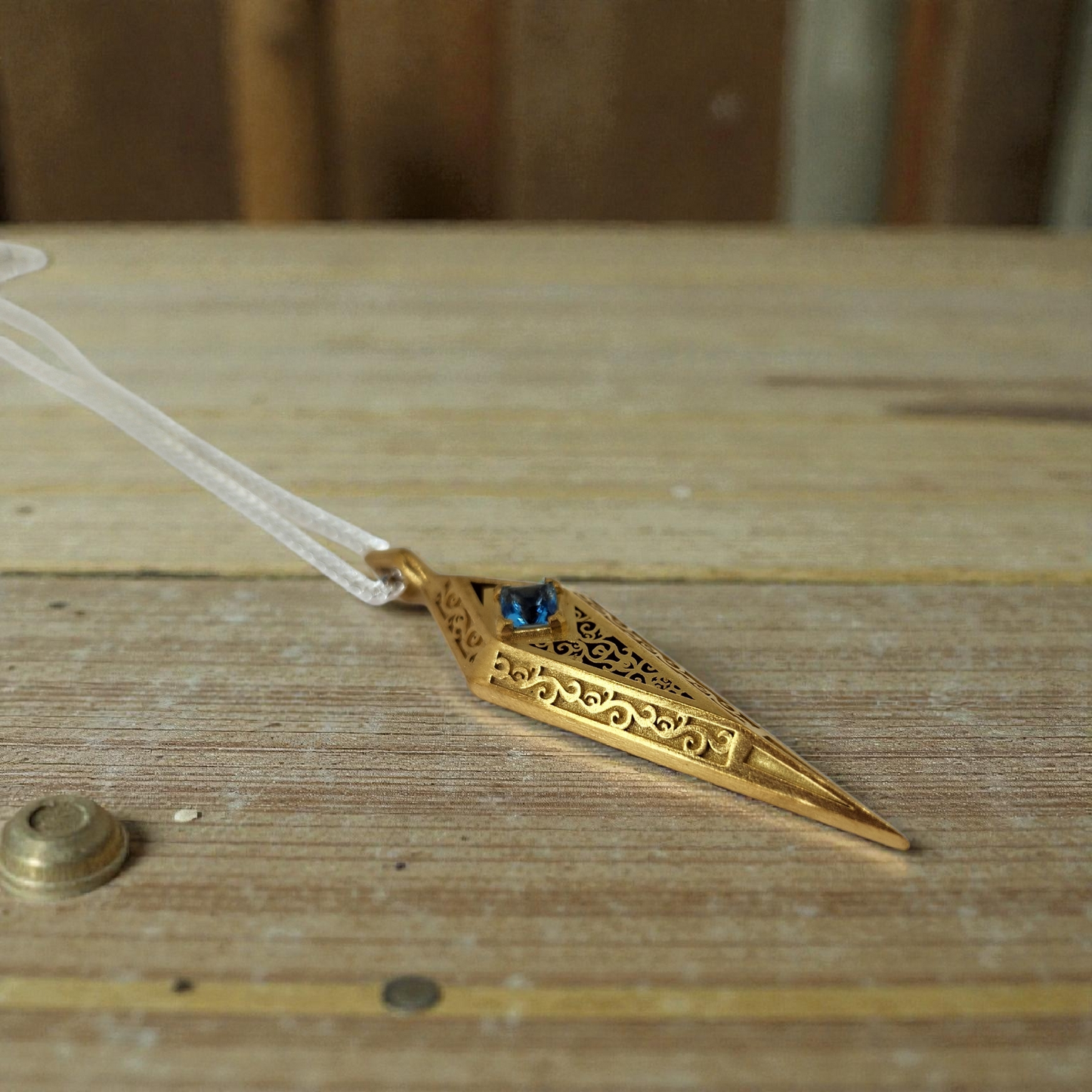 Sarco Pendant in 24k GPB