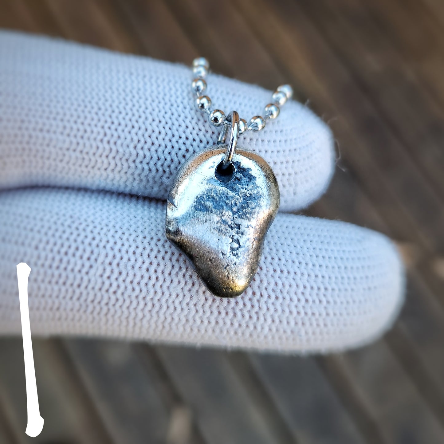 'Wraithbone' Molten Skull Pendants