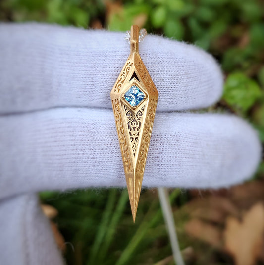 Sarco Pendant in 24k GPB